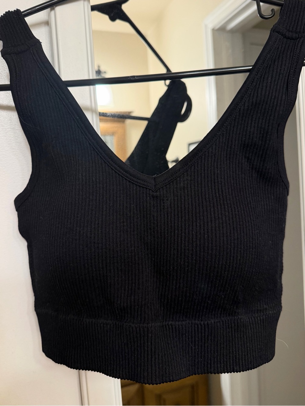 Zenana Black Ribbed V-Neck Crop Brami